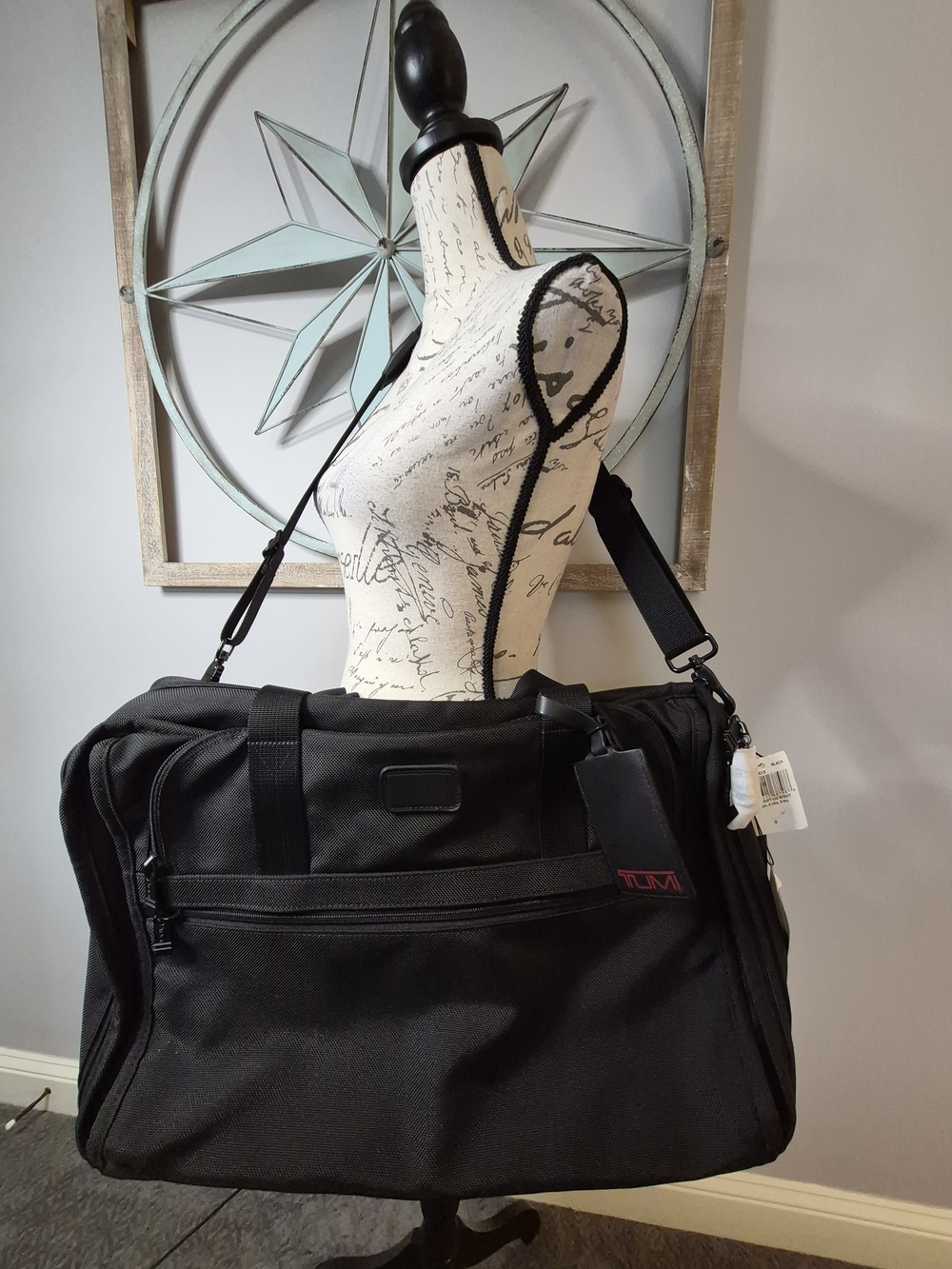 NWT TUMI Expandable Soft Carry-On With Suiter Black -  22×14×9